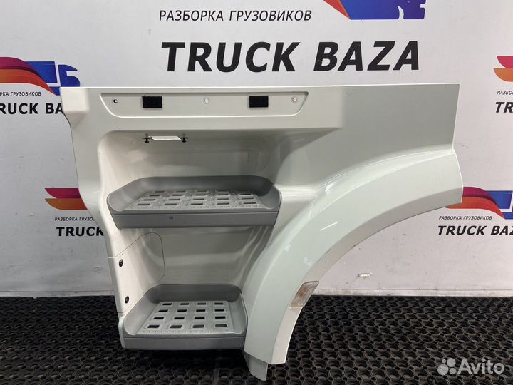 1835023 Корпус подножек левый Daf XF106