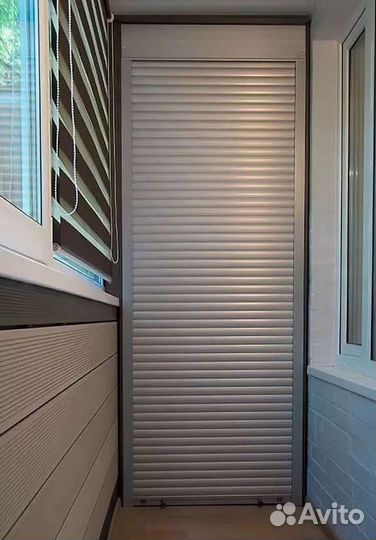 Шкаф с рольставнями на балкон на заказ с гарантией