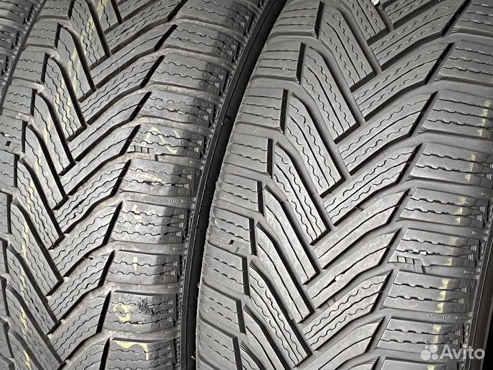 Michelin Alpin 6 215/65 R16