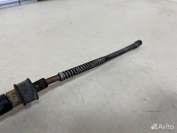 Трос стояночного тормоза Volkswagen Polo Sed RUS 2