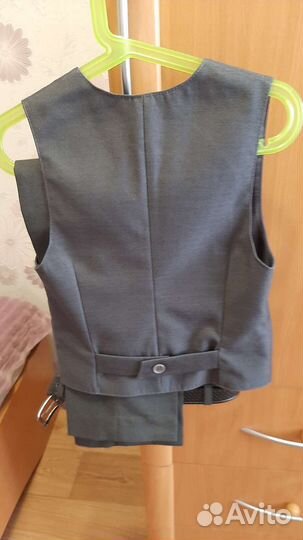 Школьный костюм для мальчика тройка 128 р