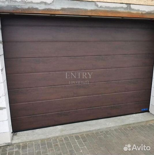 Ворота гаражные секционные