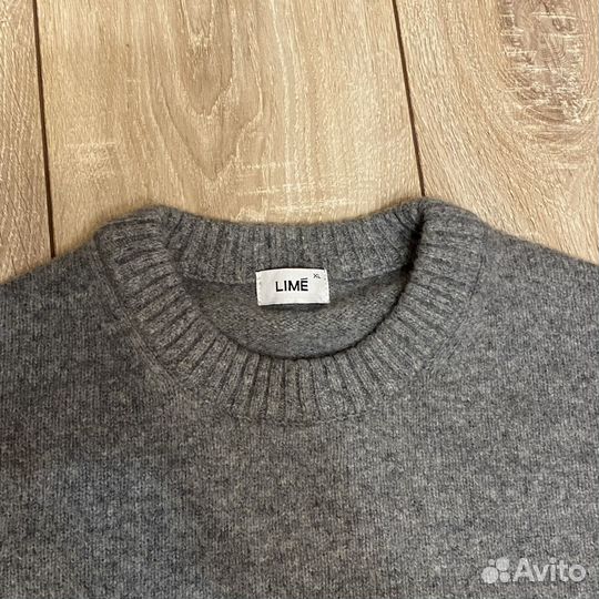 Свитер lime серый