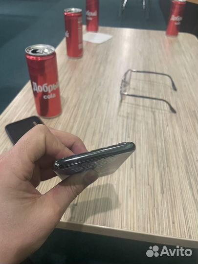 iPhone X, 256 ГБ