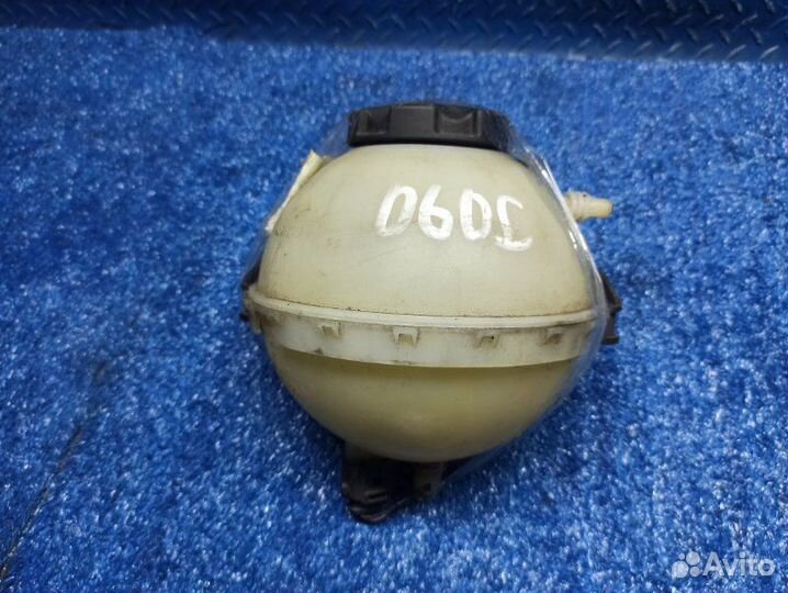 Расширительный бачок Bmw F30