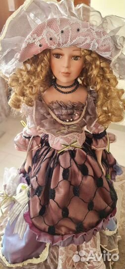 Кукла фарфоровая большая
