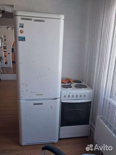 Холодильник и печка