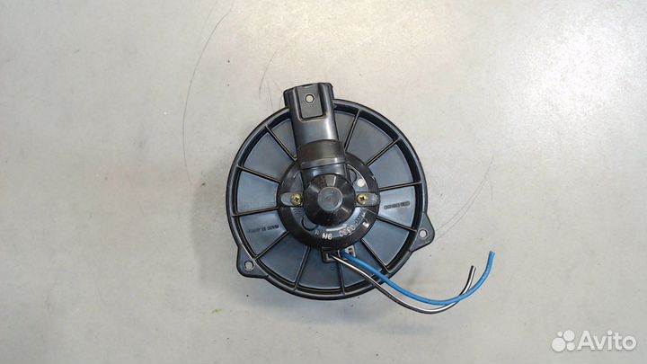 Двигатель отопителя Mitsubishi Sigma, 1991