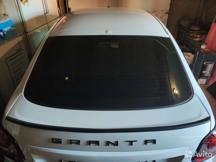 Спойлер гранта лифтбэк