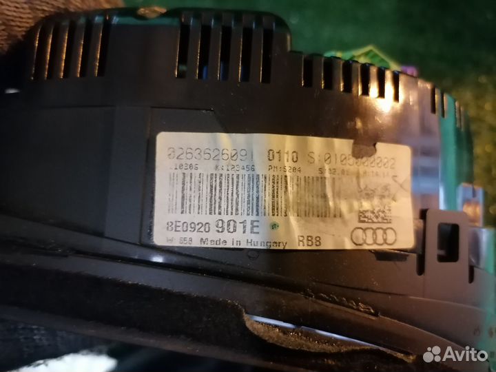 Спидометр (панель приборов) 8E0920901E Audi A4 B7
