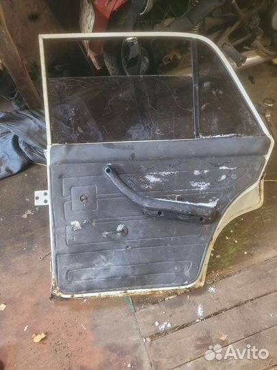 Двери ваз 2107 задние