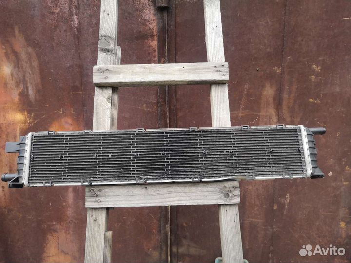 Радиатор охладитель, интеркулер Audi VAG
