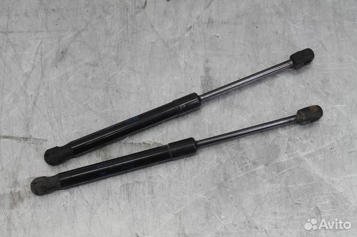 Амортизаторы капота Audi A6(C7)