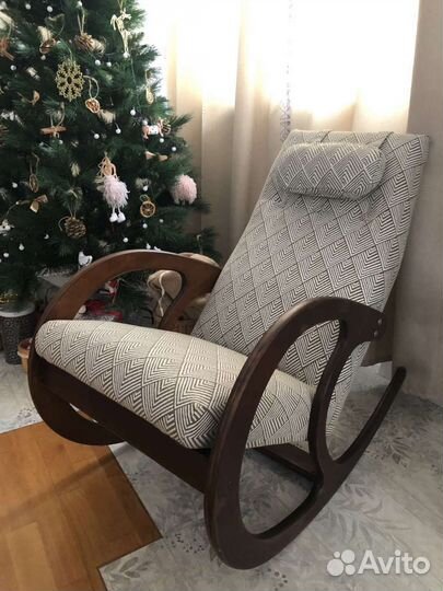 Перетяжка, ремонт мягкой мебели