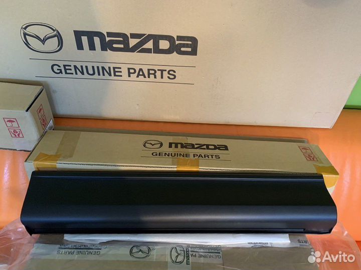 Накладка двери задней правая mazda cx-5 KF