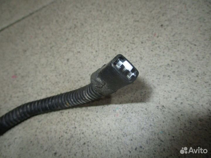 Датчик ABS передний правый Kia Sportage 2 (KM)