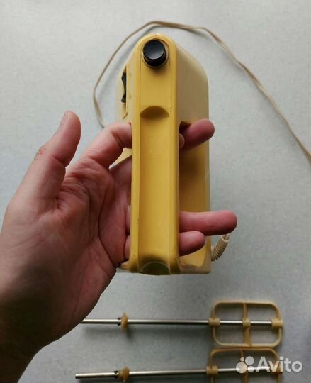 Электровзбивалка (миксер) Страуме вр-302