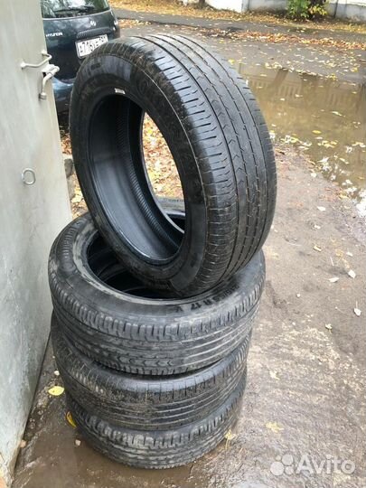Continental ContiPremiumContact 215/55 R17