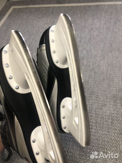 Коньки хоккейные 45 размер