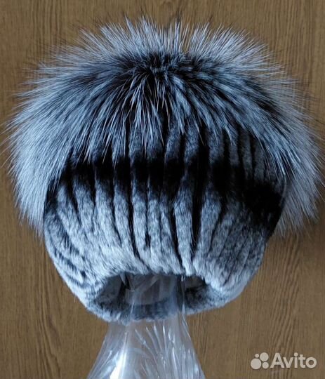 Женская шапка новая