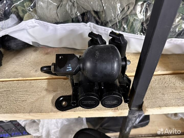 Груша и задний клапан на гидроподвеску 220