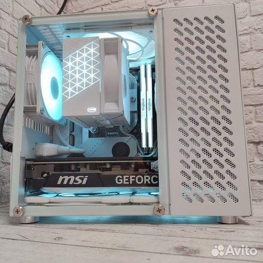 Игровой мини пк Ryzen 7 7800X3D + RTX 4070 Super