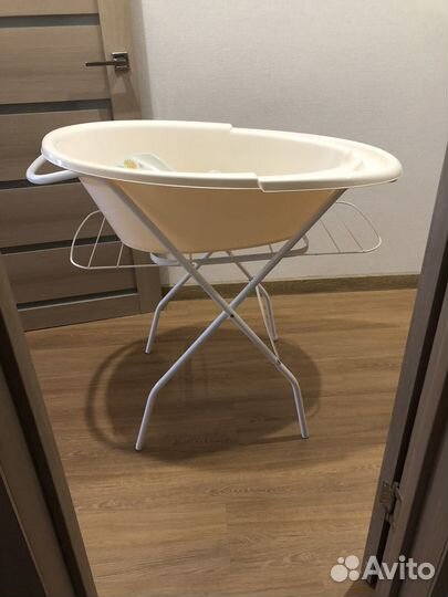 Ванна детская с подставкой