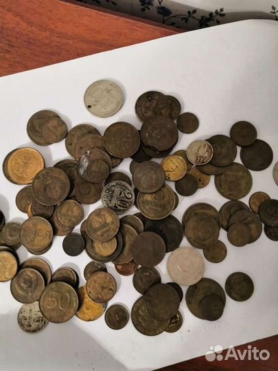 Монеты дальнего зарубежья, Украины и России