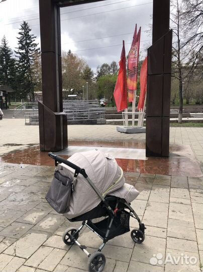Прогулочная коляска capella