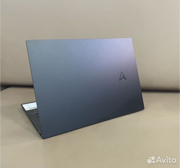 Ноутбук Asus zenbook 14