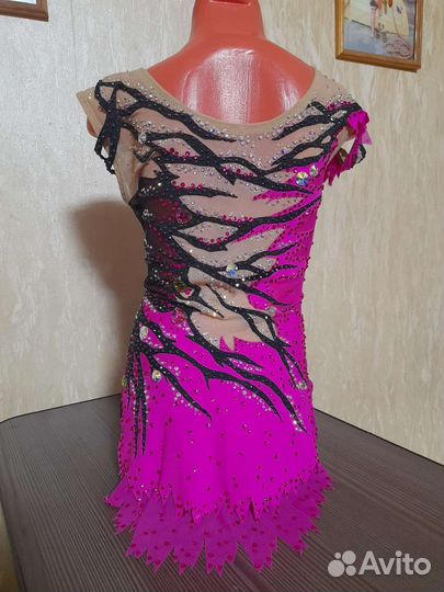 Купальник для художественной гимнастики