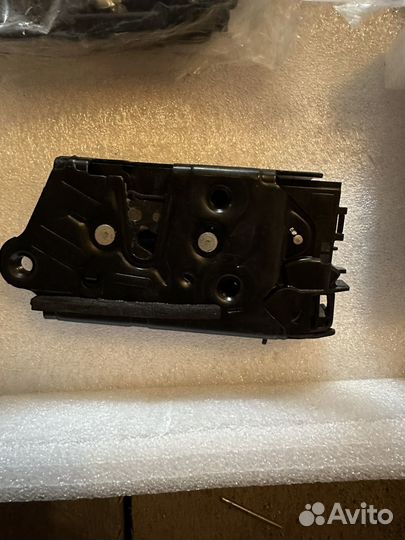 Замок двери vw teramont 2022