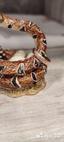 Золотое кольцо с бриллиантами 585пробы