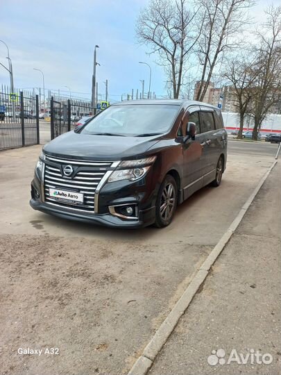 Nissan Elgrand 2.5 CVT, 2018, 123 100 км