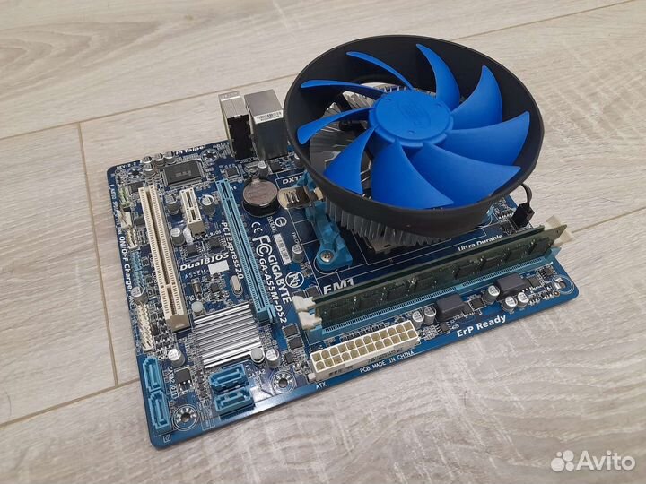 Материнская плата 4 ядра и 8гб озу