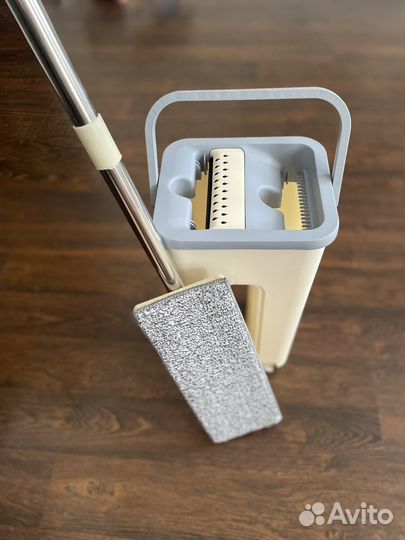 Швабра с отжимом и ведром новая