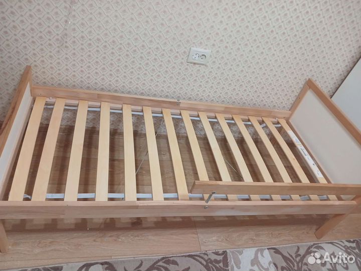 Детская кровать IKEA с матрасом
