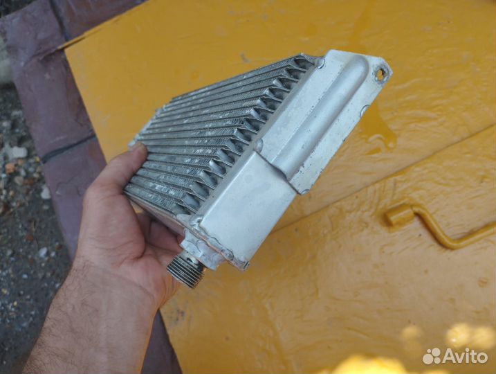 Радиатор Сааб 9000