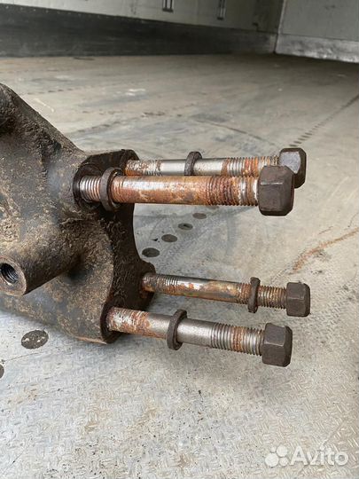 Тяга реактивная правая MAN