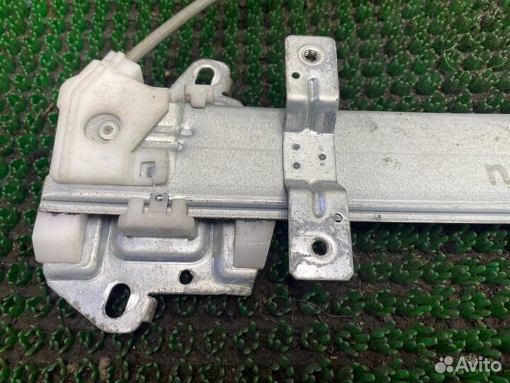 Стеклоподъемник передний левый Honda Civic EU1