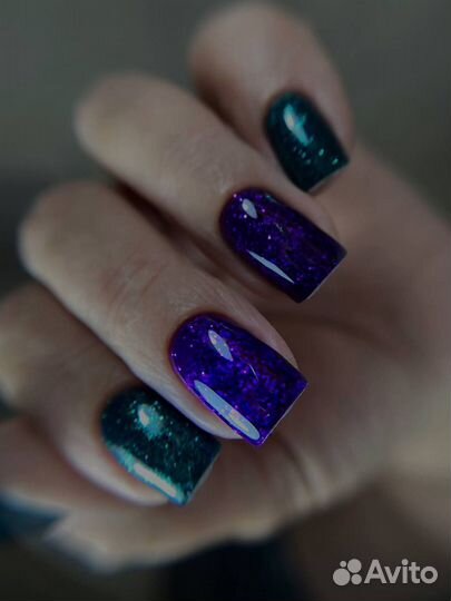 Модель на маникюр