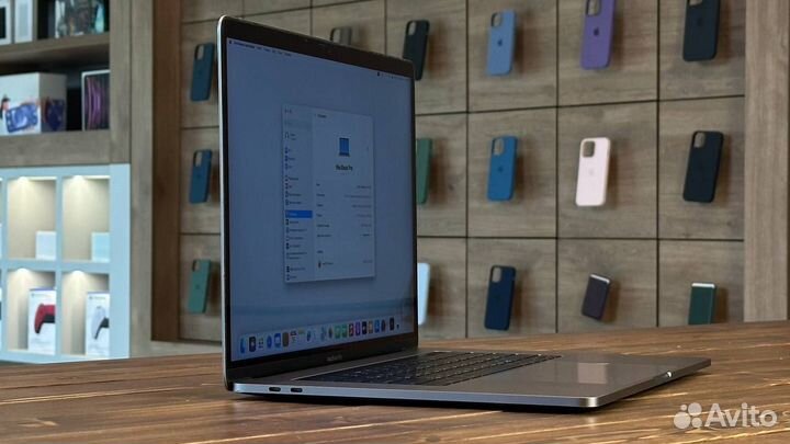 MacBook Pro 15 2017 16/512 гб