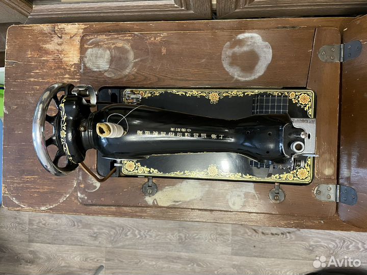 Механич. швейная машина Butterfly стар