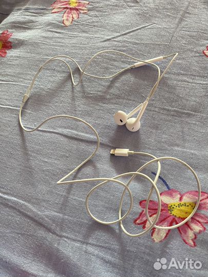 Наушники apple earpods lightning