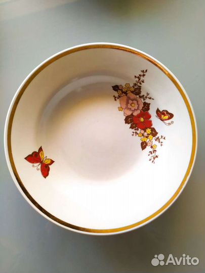 Тарелки Владивостокский фарфоровый завод