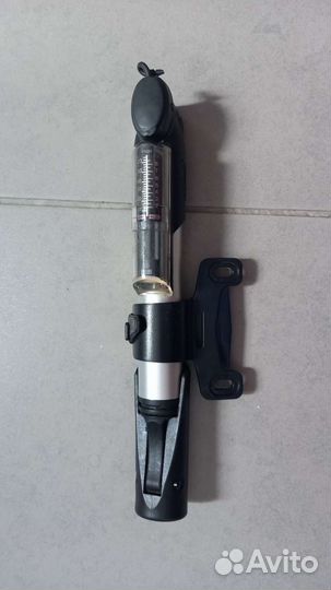 Насос ручной BBB с креплением на раму