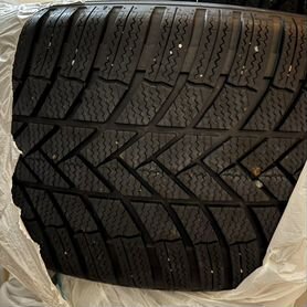 Bridgestone Blizzak LM-005 255/40 R20