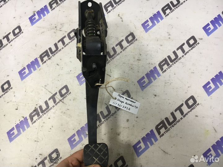 Педаль сцепления Шкода Октавия Тур