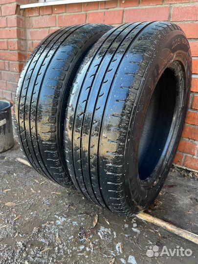 Goodyear EfficientGrip SUV 4x4 225/65 R17