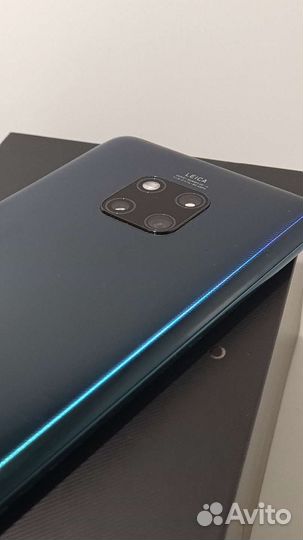 Телефон Huawei mate 20 pro